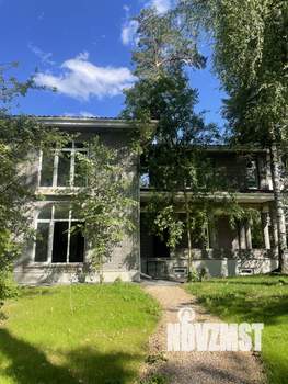 Дом 423м², 3-этажный, участок 13 сот.