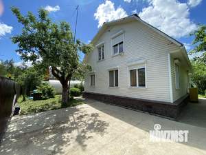 Дом 140м², 2-этажный, участок 8 сот.