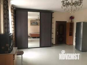 Коттедж 90м&sup2;, 1-этажный, на длительный срок, 