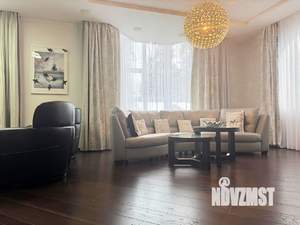 Дом 498м², 2-этажный, участок 23 сот.  