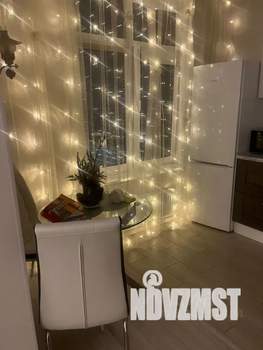 Студия квартира, посуточно, 35м2, 15/15 этаж