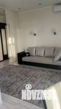 Студия квартира, посуточно, 35м2, 15/15 этаж