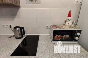 1-к квартира, посуточно, 50м2, 2/12 этаж