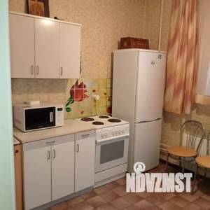 1-к квартира, посуточно, 42м2, 11/14 этаж