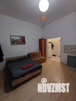 Студия квартира, посуточно, 28м2, 1/17 этаж