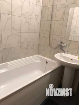 2-к квартира, посуточно, 47м2, 1/1 этаж