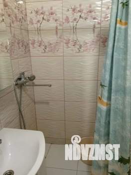 Студия квартира, посуточно, 30м2, 1/17 этаж