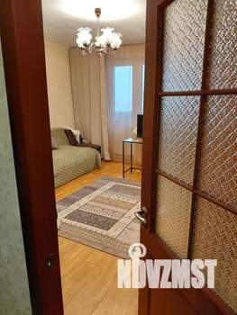 1-к квартира, посуточно, 38м2, 10/12 этаж