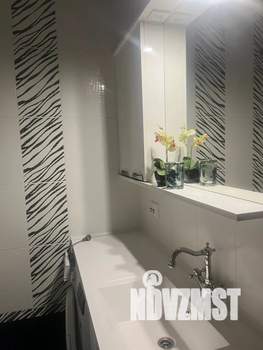 Студия квартира, посуточно, 35м2, 15/15 этаж