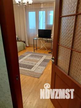 1-к квартира, посуточно, 38м2, 10/12 этаж