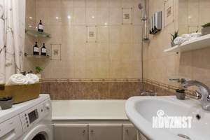 2-к квартира, посуточно, 64м2, 1/1 этаж