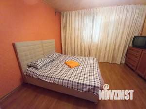 2-к квартира, посуточно, 50м2, 1/14 этаж