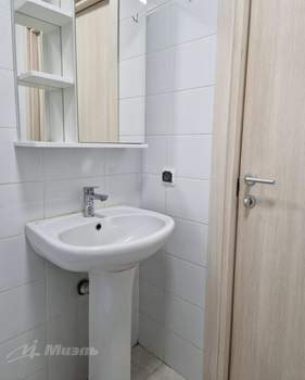 Студия квартира, вторичка, 27м2, 2/17 этаж