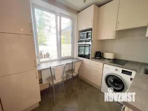 3-к квартира, вторичка, 58м2, 1/9 этаж