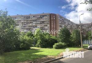2-к квартира, вторичка, 62м2, 1/14 этаж