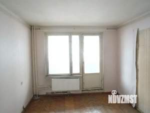 3-к квартира, вторичка, 57м2, 1/9 этаж