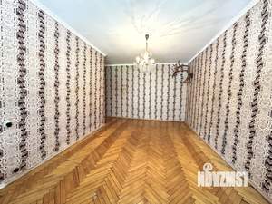 2-к квартира, вторичка, 43м2, 1/9 этаж
