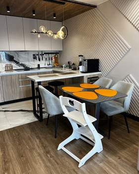 4-к квартира, вторичка, 77м2, 10/17 этаж