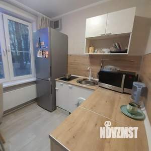 2-к квартира, вторичка, 45м2, 1/9 этаж