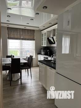 2-к квартира, вторичка, 62м2, 9/17 этаж