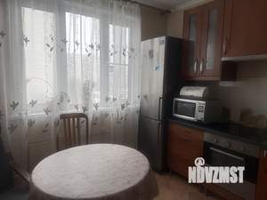 3-к квартира, вторичка, 70м2, 6/17 этаж