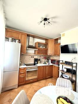 3-к квартира, вторичка, 70м2, 2/14 этаж