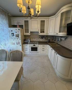 2-к квартира, вторичка, 69м2, 7/17 этаж