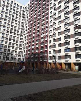 Студия квартира, вторичка, 27м2, 3/18 этаж