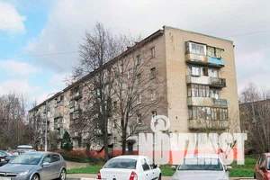 2-к квартира, вторичка, 42м2, 3/5 этаж