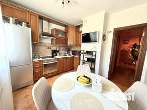 3-к квартира, вторичка, 70м2, 2/14 этаж