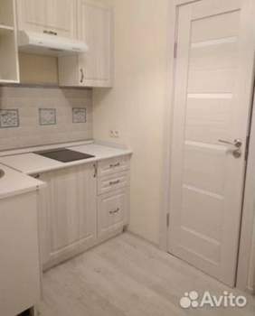 Студия квартира, вторичка, 20м2, 8/18 этаж