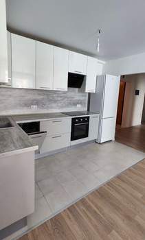 3-к квартира, вторичка, 90м2, 3/12 этаж