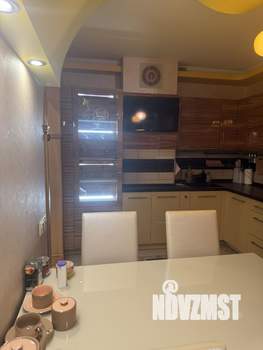 3-к квартира, вторичка, 100м2, 6/12 этаж