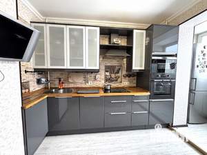 3-к квартира, вторичка, 78м2, 10/14 этаж