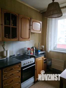 3-к квартира, вторичка, 77м2, 2/117 этаж