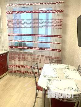 3-к квартира, вторичка, 74м2, 9/14 этаж
