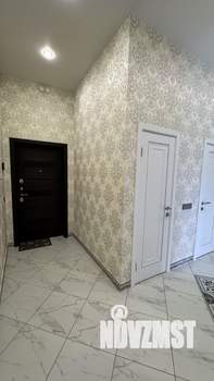 2-к квартира, вторичка, 66м2, 1/19 этаж