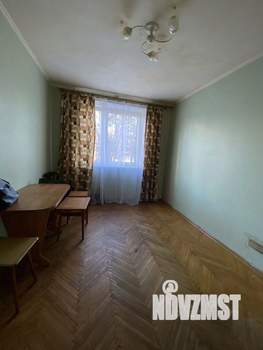 3-к квартира, вторичка, 63м2, 1/14 этаж