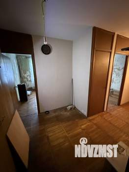 3-к квартира, вторичка, 61м2, 1/9 этаж