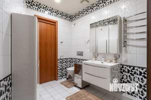 6-к квартира, вторичка, 215м2, 8/9 этаж