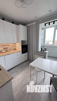 2-к квартира, вторичка, 53м2, 10/16 этаж