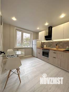 2-к квартира, вторичка, 53м2, 1/14 этаж