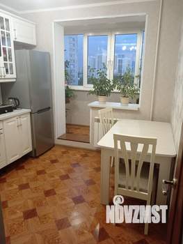 1-к квартира, вторичка, 40м2, 6/14 этаж