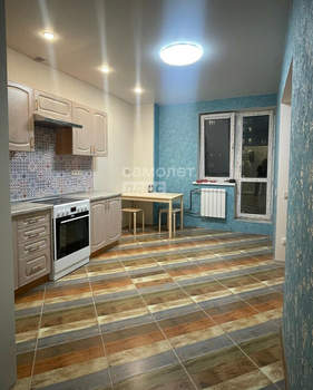 3-к квартира, вторичка, 76м2, 8/16 этаж