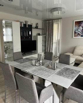 2-к квартира, вторичка, 58м2, 9/17 этаж