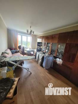 3-к квартира, вторичка, 60м2, 9/9 этаж